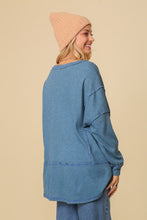Load image into Gallery viewer, Thermal High Low V-Neck Oversized Top