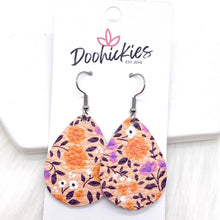 Load image into Gallery viewer, 1.5&quot; Ditsy Flowers Mini Collection (Leather) -Earrings