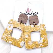 Load image into Gallery viewer, 2&quot; Walnut &amp; Fall Cubie Dangles -Fall Earrings