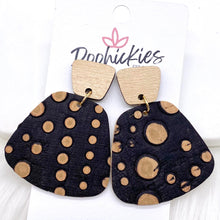 Load image into Gallery viewer, 2&quot; Birch Wood &amp; Moonshine Jasmines - Fall Cork Earrings