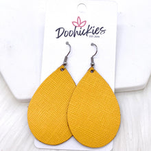 Load image into Gallery viewer, 2&quot; Wildflower Mini Collection -Earrings