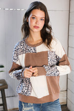 Load image into Gallery viewer, Wild Stitches Taupe Cable Knit Sweater