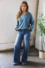 Load image into Gallery viewer, Ocean Eyes Henley