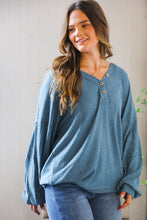 Load image into Gallery viewer, Ocean Eyes Henley