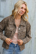 Load image into Gallery viewer, Spotted Being Stylish Leopard Jacket