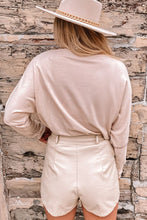 Load image into Gallery viewer, Leopard Exposed Seam Long Sleeve Top