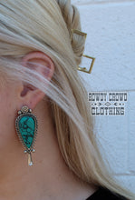 Load image into Gallery viewer, Stockdale Studs