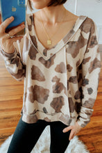Load image into Gallery viewer, V Neck Animal Print Long Sleeve Top