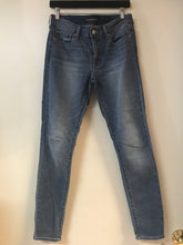 Load image into Gallery viewer, Lucky Skinny Jeans- 4/27