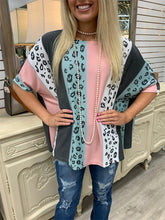 Load image into Gallery viewer, Printed half-sleeve leopard loose casual pullover top