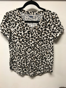 Old Navy Leopard V Neck Tee- Small
