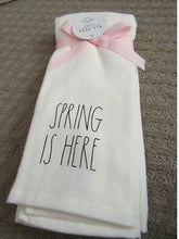 Load image into Gallery viewer, Rae Dunn Spring Towel Set