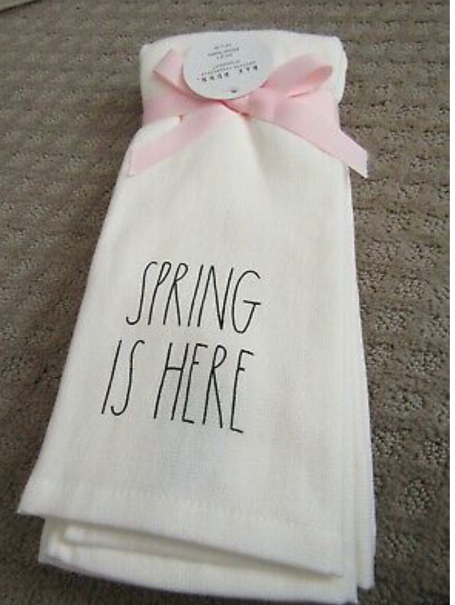 Rae Dunn Spring Towel Set