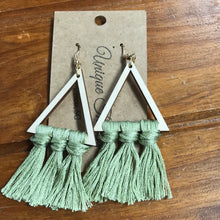 Load image into Gallery viewer, Clearance Earrings