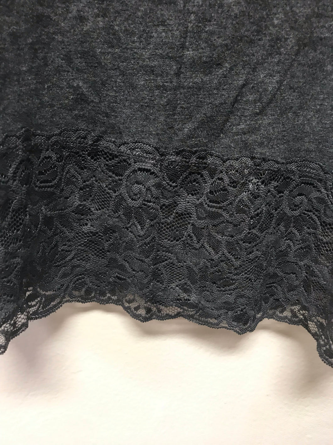 Loft Grey Cami W/Lace- M