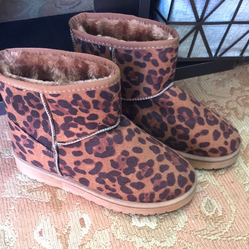 Leopard Snow Boot - 9