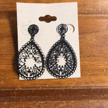 Load image into Gallery viewer, Clearance Earrings