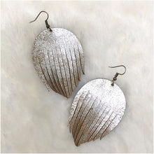 Load image into Gallery viewer, 2.5&quot; Black Rock N&#39; Roll Leather Fringies